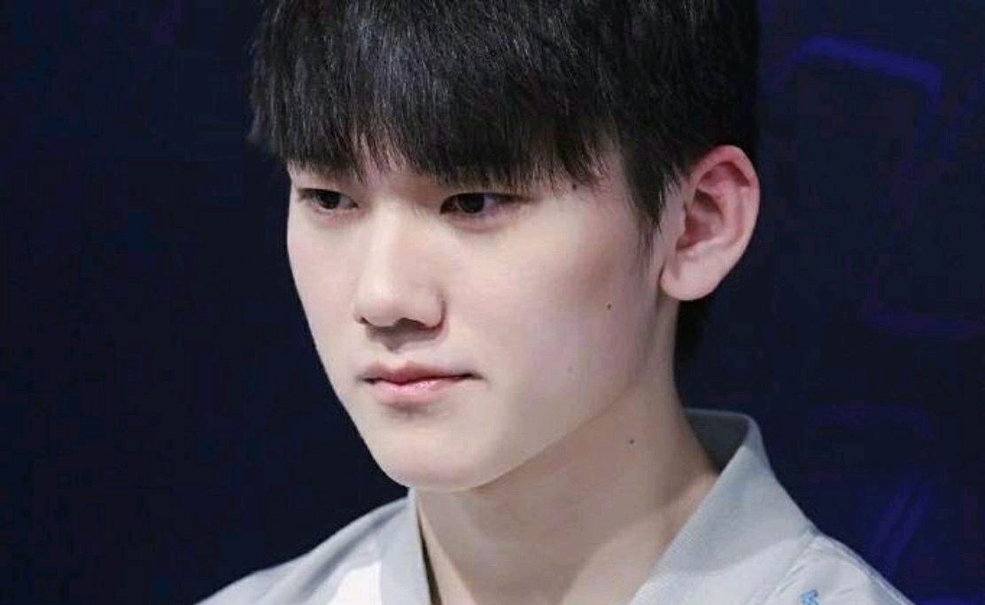 骗子利用donk的名字在YouTube上进行诈骗